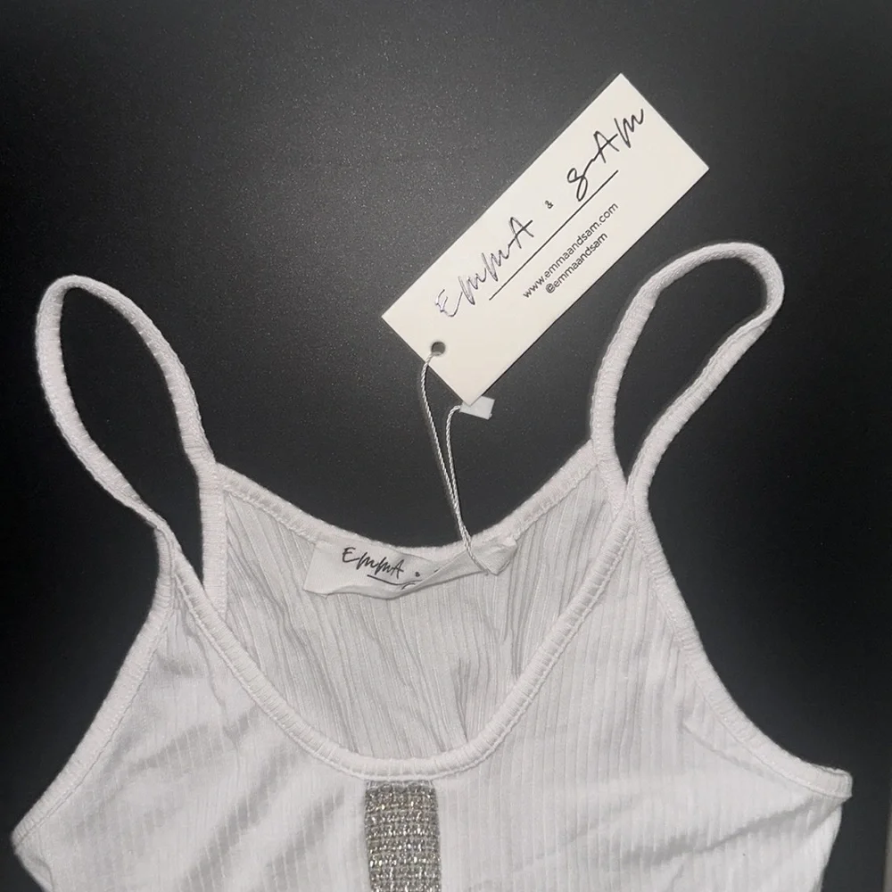 Rhinestone Center Tank - Picture 4 of 6